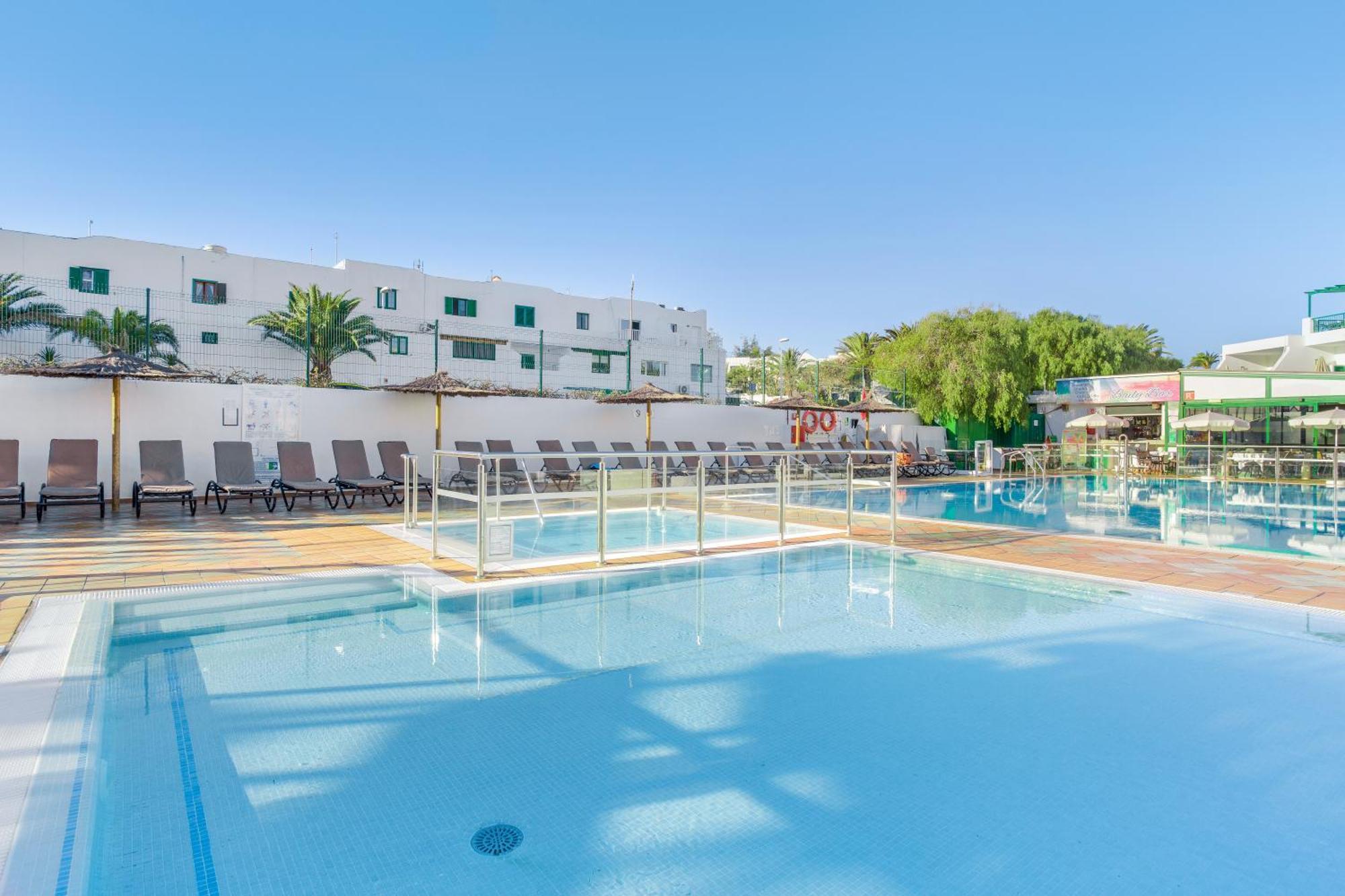 Апарт готель Club Del Carmen Пуерто-дель-Кармен Екстер'єр фото