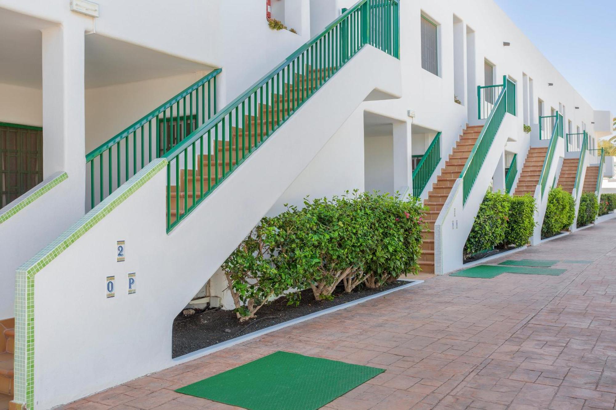 Апарт готель Club Del Carmen Пуерто-дель-Кармен Екстер'єр фото