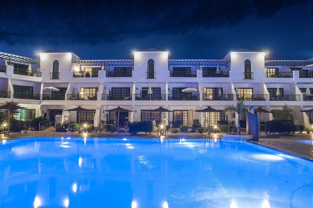 Апарт готель Club Del Carmen Пуерто-дель-Кармен Екстер'єр фото